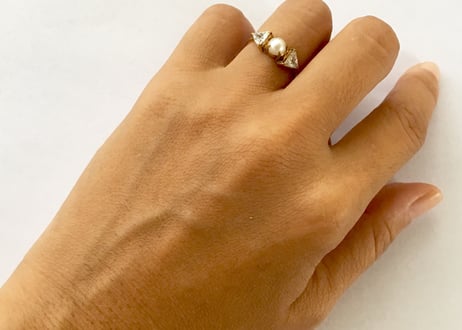 Moon solitaire ring / Pearl , white zircon