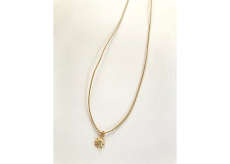 Urban glow code Gold / Star and moon charm
