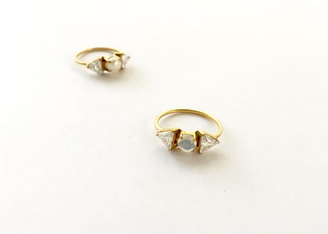 Moon solitaire ring / Pearl , white zircon