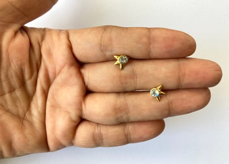 Star shine pierced earring/ Rainbow moonstone