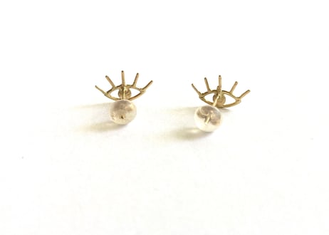 Open your eye pierced earring/ just gold