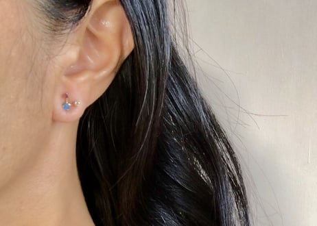 Zodiac 3 stones pierce