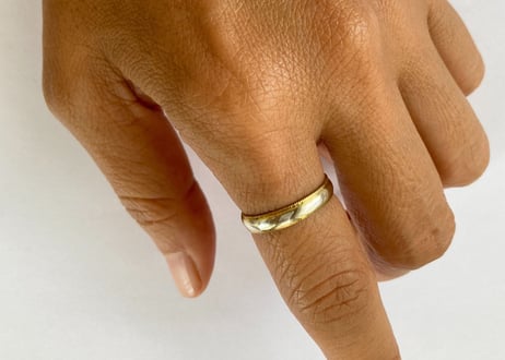 Circle & Twist Ring / White gold