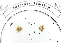 Star shine pierced earring/ Rainbow moonstone