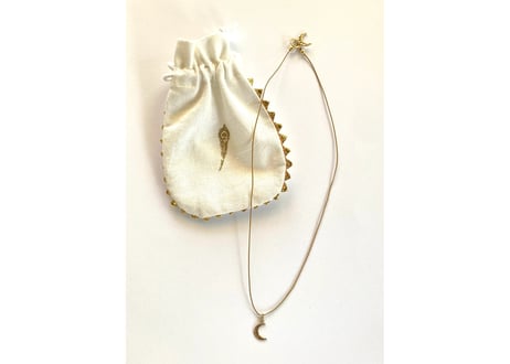 Urban glow code Gold / Star and moon charm