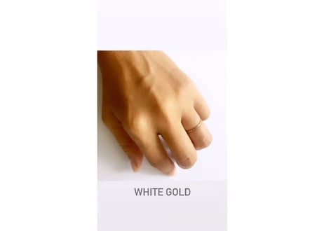 Hand engrave thin18ct Ring / open order for your size