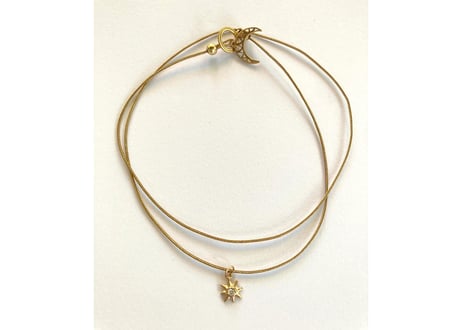 Urban glow code Gold / Star and moon charm