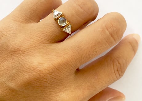 Moon solitaire Ring / rainbow moonstone & white zircon