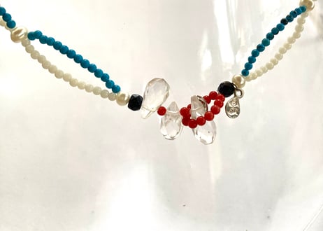 Seashell stroll / beads necklace