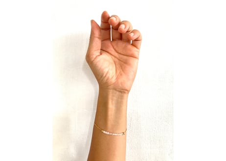 Swinging bracelate / Rainbow moonstone