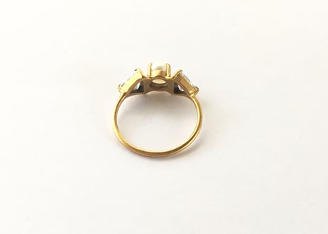 Moon solitaire ring / Pearl , white zircon