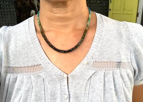 Green spectrum / One kind necklace