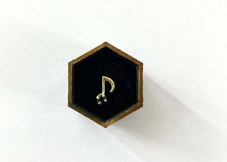 Musical notes ♪pierce