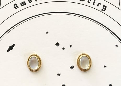 Sunmoon simple studs / Rainbow moonstone Oval