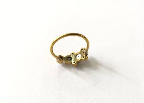 Cloudy crystal/ ring