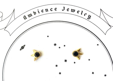 Star shine pierced earring/ Black spinel