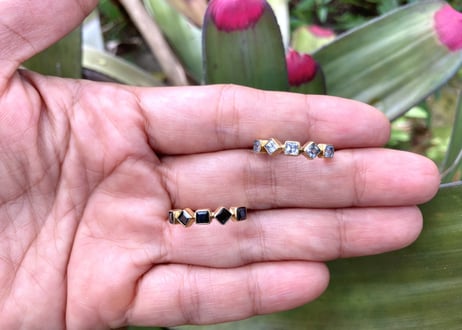 Life goes on Ring / 5 stone Black
