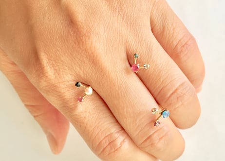 Zodiac 3 stones pierce