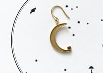 Moon Pierce / Ruby