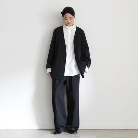 【 ONLINE LIMITED 】i c h i  230735 Stand Tuck Frill Shirt / C : WHITE