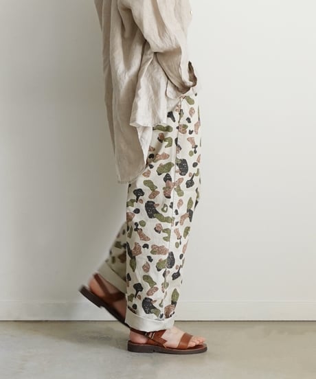 ichiAntiquités 1000933 CAMO Chino Pants / A : BEIGE
