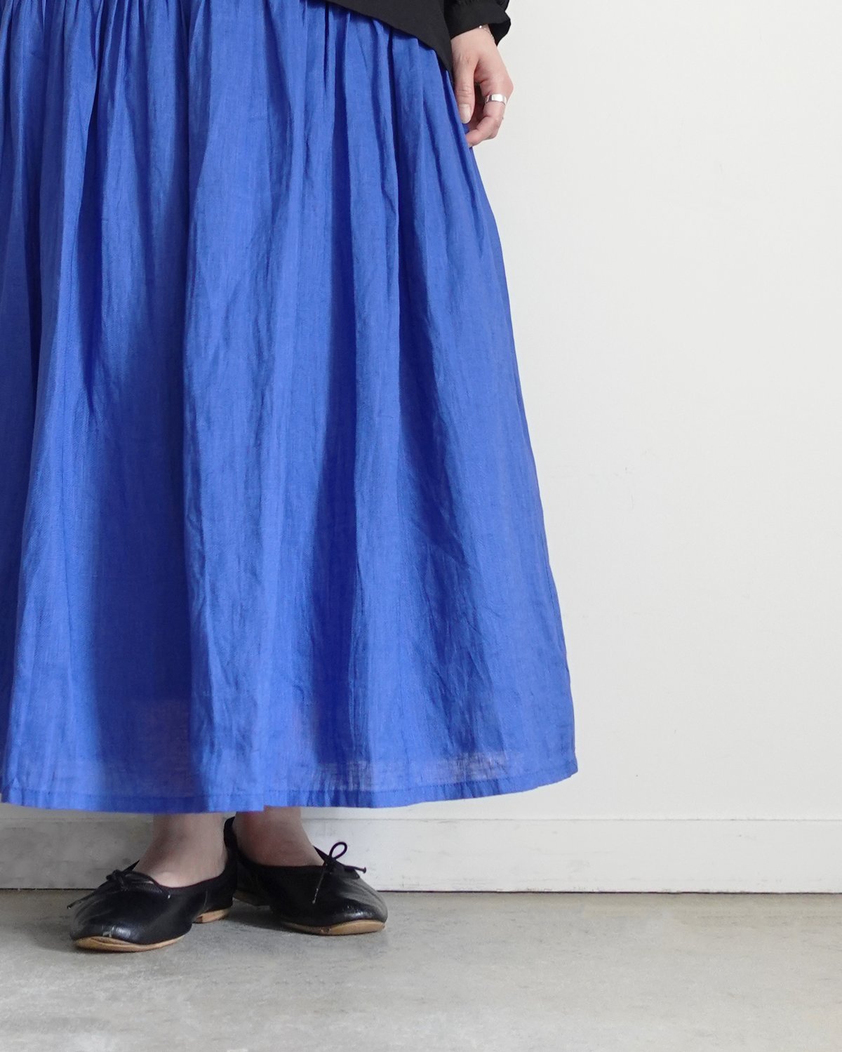 i c h i 251006 French Linen Gathered Skirt / D