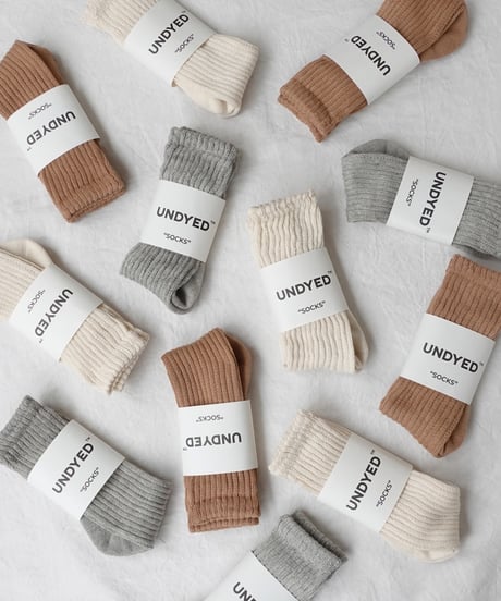 “UNDYED × Antiquités” 1000957 UNDYED Socks / 3 COLORS