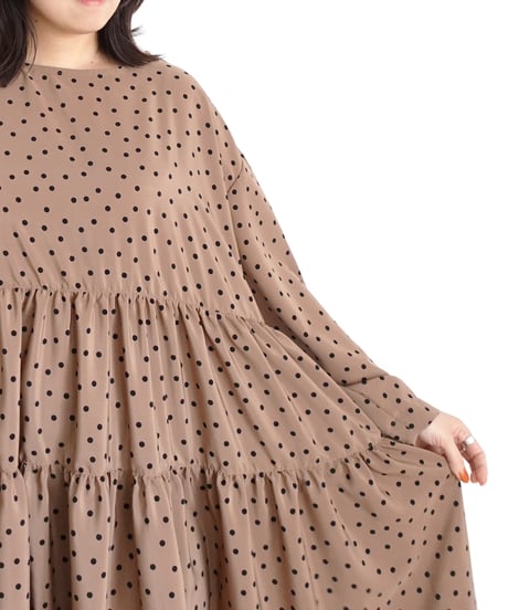 i c h i  251028  DOTS Tiered Dress / 2 COLORS