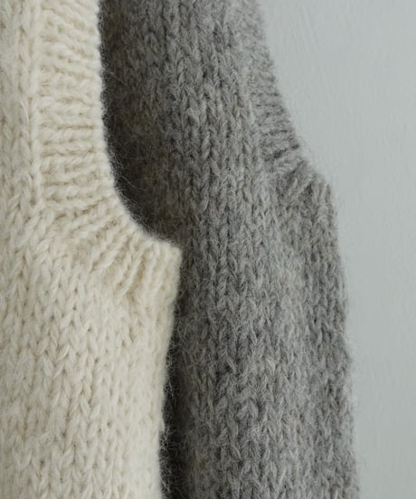 ichiAntiquités 1000387 PERU Hand Knit Wool SURI Alpaca Vest / 2 COLORS
