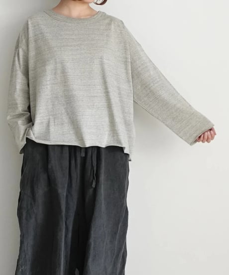 “UNDYED × Antiquités” 1000951 UNDYED Pullover / 3 COLORS