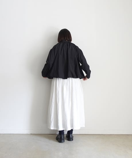 i c h i  250422 Cotton Balloon Shirt / D : BLACK
