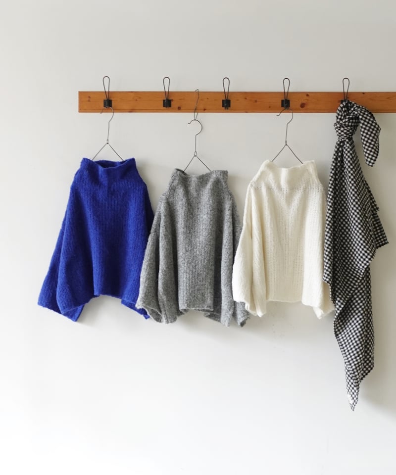 新品♦︎未使用 BANDEL BASIC CREW NECK KNIT Ⅳ(L) i c h i 240653 Loose Neck Knit Pullover / 3 CO