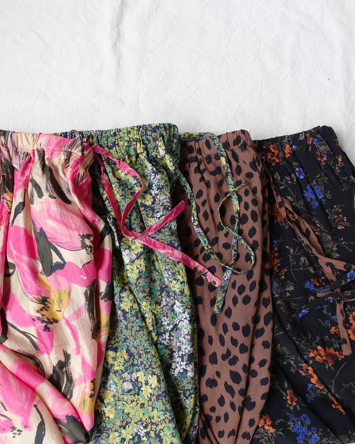 ONLINE LIMITED 】i c h i 241130 Painting FLOW ONLINE LIMITED 】i c h i 241130 Painting FLOW