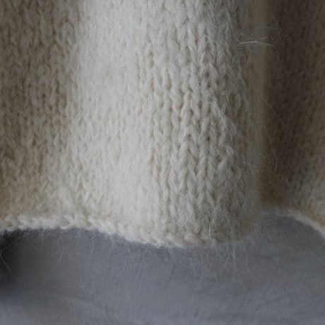 ichiAntiquités 900361 PERU Hand Knit Wool SURI Alpaca Pullover / A : NATURAL