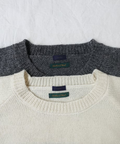 i c h i  250467・250468  Shetland Wool Knit Pullover / GRAY “OUI!”・ IVORY “NON!”