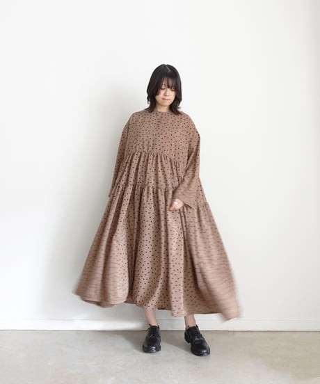 i c h i  251028  DOTS Tiered Dress / 2 COLORS