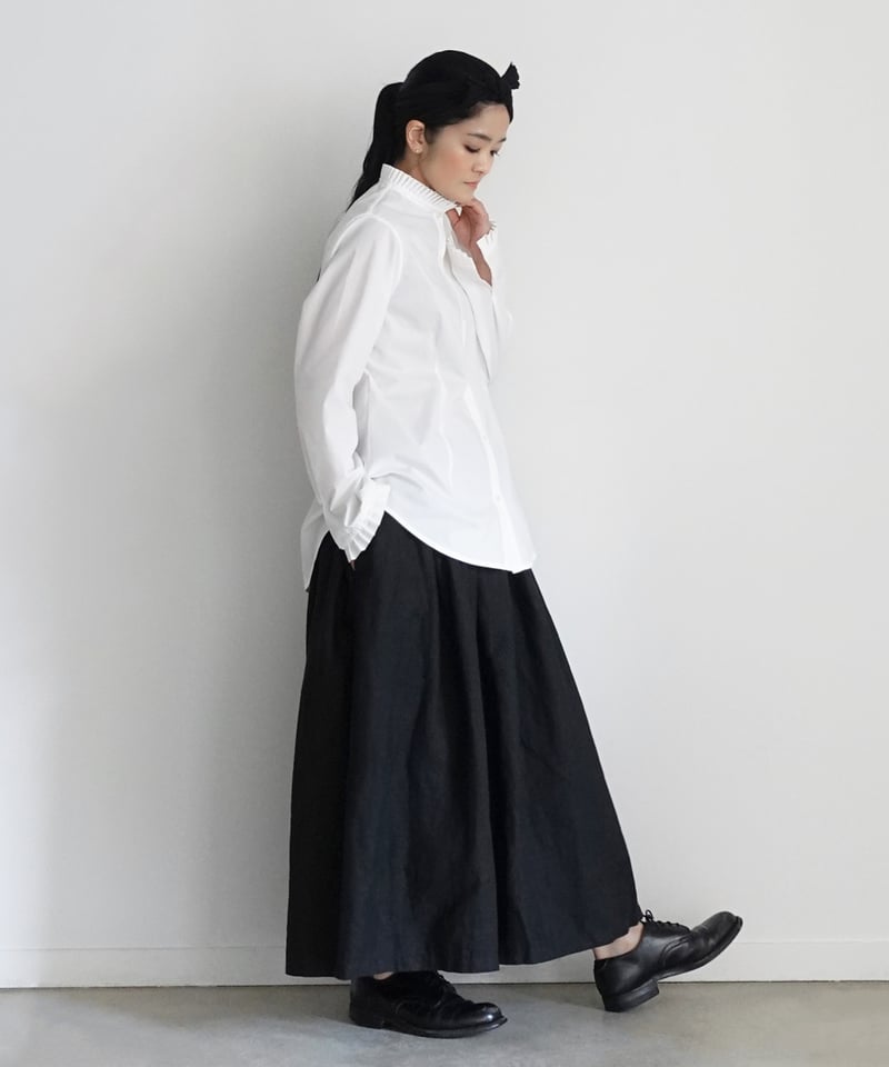 【未使用】ICHI　スタンドフリルシャツ　ホワイトフリルシャツ i c h i 新入荷のお知らせ 】シーズン通して着たいホワイト