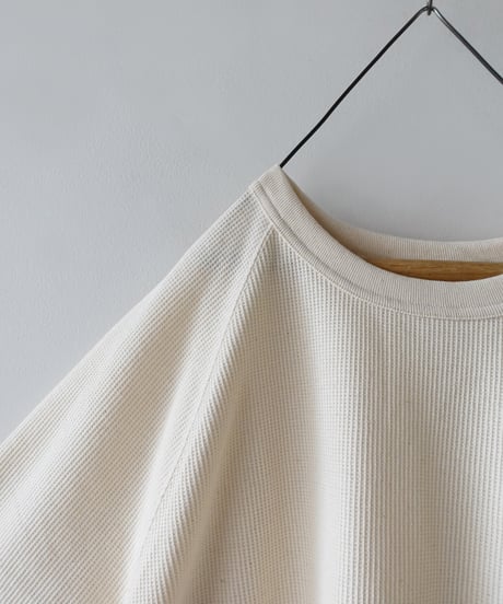 “UNDYED × Antiquités” 1000955 UNDYED Waffle Raglan Pullover / 3 COLORS