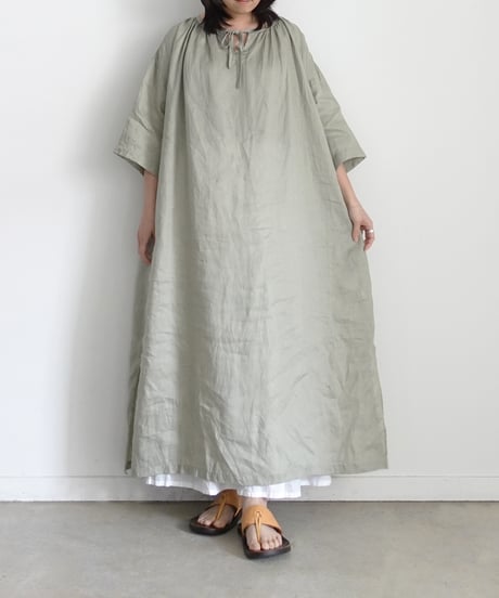i c h i 251005 French Linen Gathered Dress / C : EARTH KHAKI