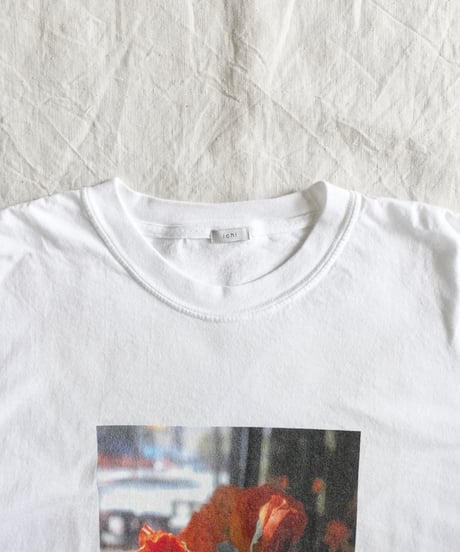i c h i  251055  "Libre Comme l'Air" Flower Bloom Pigment Over T Shirt / 2 COLORS