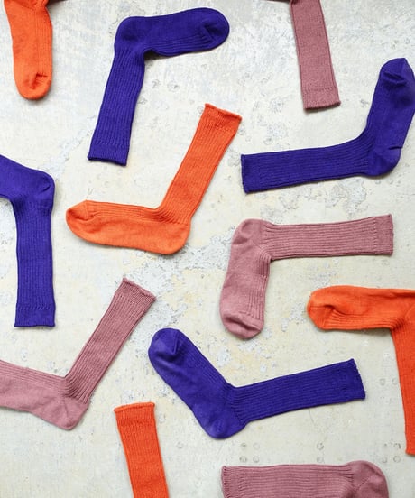 LOITER L019 Linen Color Rib Socks / 3 COLORS : SMOKE PINK・ORANGE・PURPLE