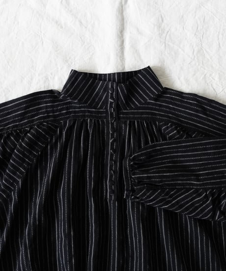 ichiAntiquités 1100609  Shirring Cotton Gather Blouse / 2 COLORS