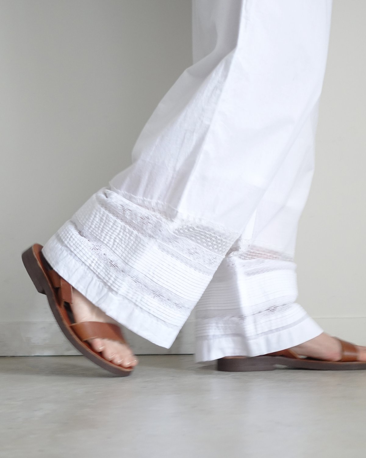 ichiAntiquités 1100936 INDIA Cotton Lace Pants