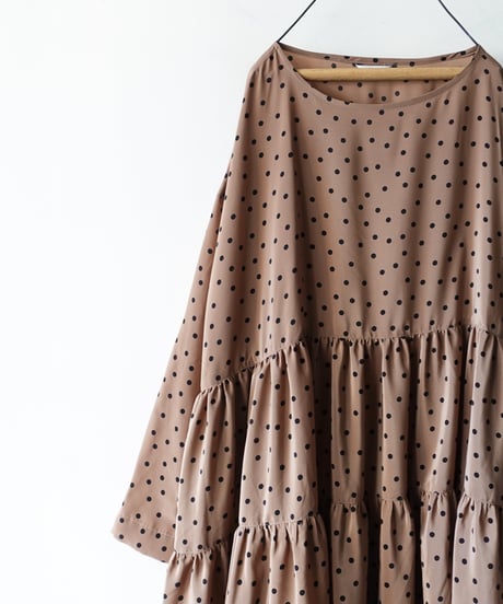 i c h i  251028  DOTS Tiered Dress / 2 COLORS
