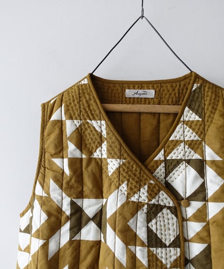 ichiAntiquités 1000941 INDIA Block Print Quilt Vest / A : KHAKI