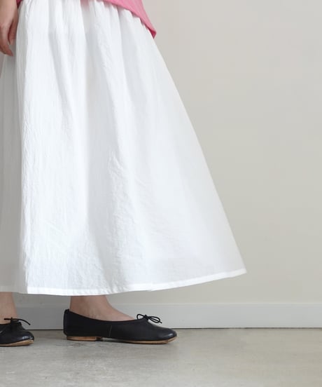i c h i  251217  Cotton Gather Skirt / A : WHITE