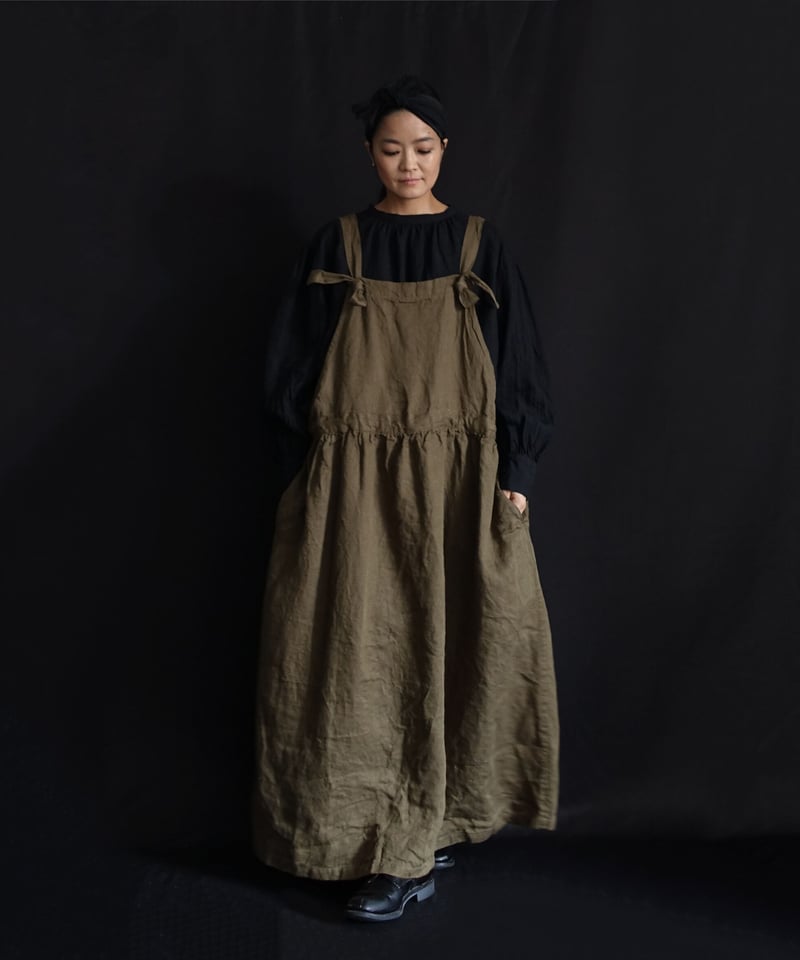 未使用タグ付き Antiquités noir リネン エプロンドレス オリーブ LIMITED COLLECTION 】Antiquités noir 801204