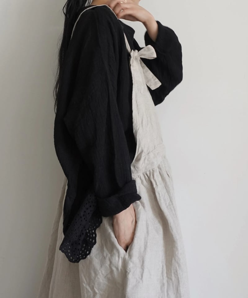 nerori1979様★　展示のみ美品　エブリィディ　カシミア　　BLACK FETICO(フェティコ)のFLORAL EMBOSSED CAMI DRESS(ドレス)の通販