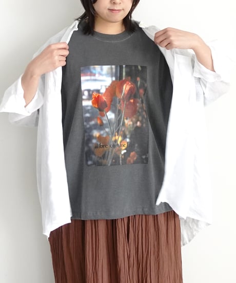 i c h i  251055  "Libre Comme l'Air" Flower Bloom Pigment Over T Shirt / 2 COLORS