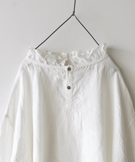 【 LIMITED COLLECTION 】Antiquités noir 801202  AZUMADAKI Linen Frill Blouse / 2 COLORS